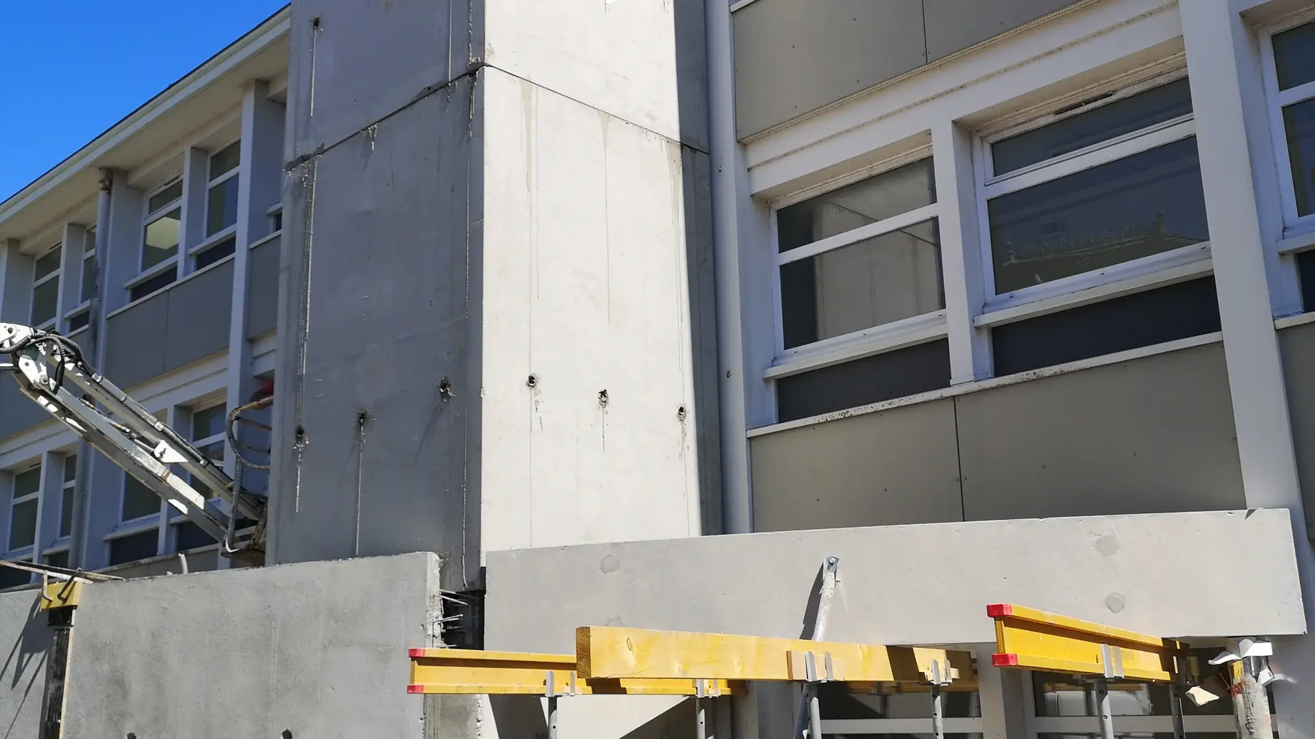 Construction d'une gaine d'ascenseur lycée - Carentan